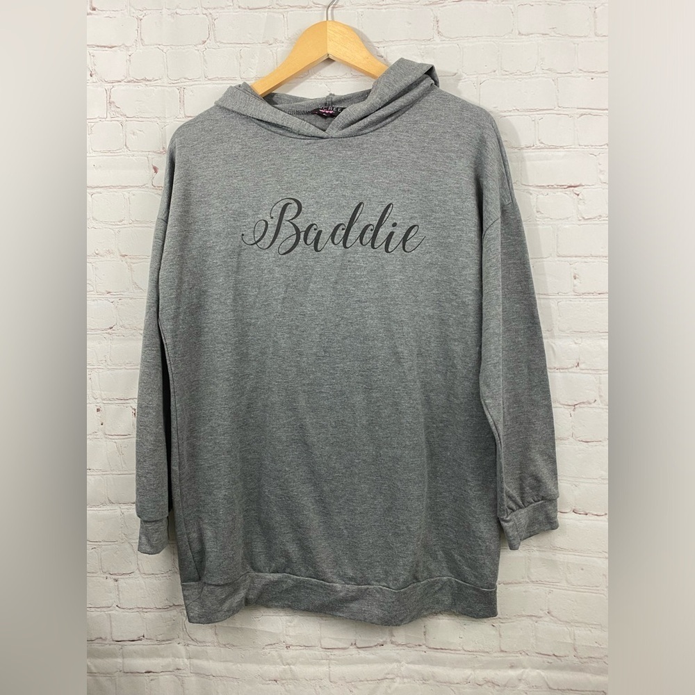 Discreet Baddie Hoodie Womens Size Large Gray Oversized Sweatshirt 3/4 Sleeves
